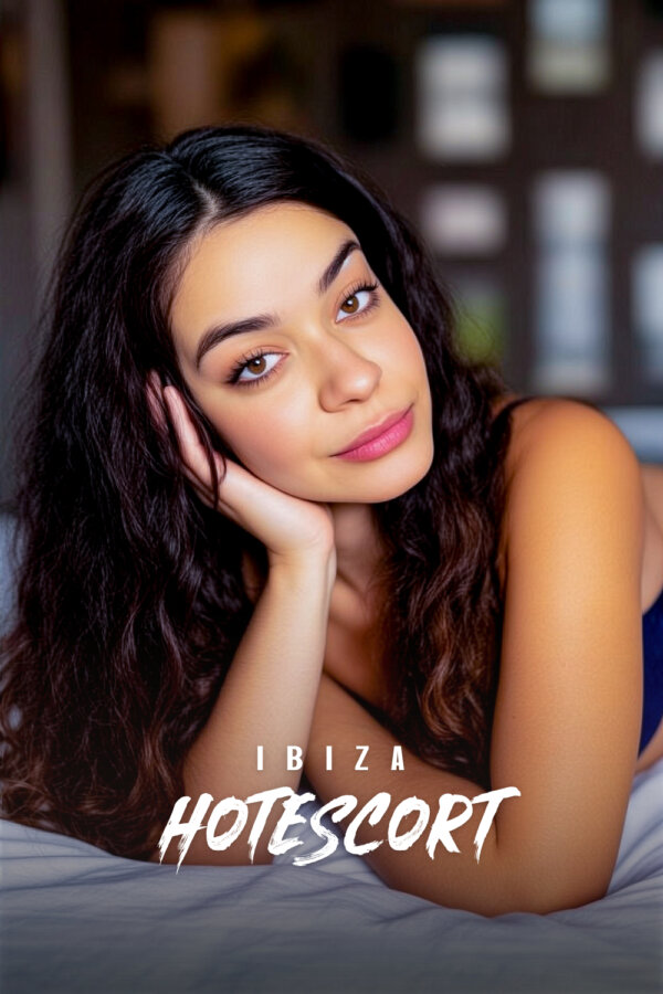 Leona Top Playa d'en Bossa escort in Ibiza