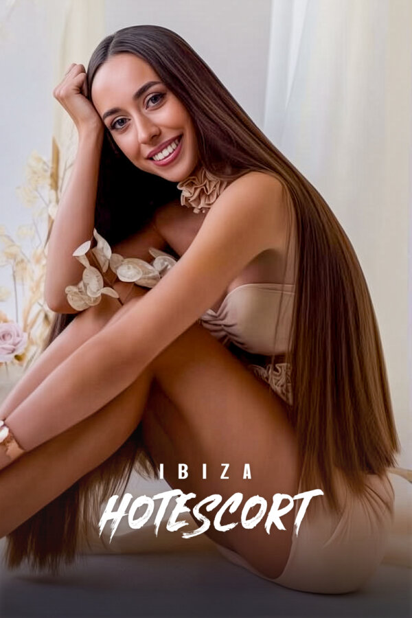 Lily Top Playa d'en Bossa escort in Ibiza