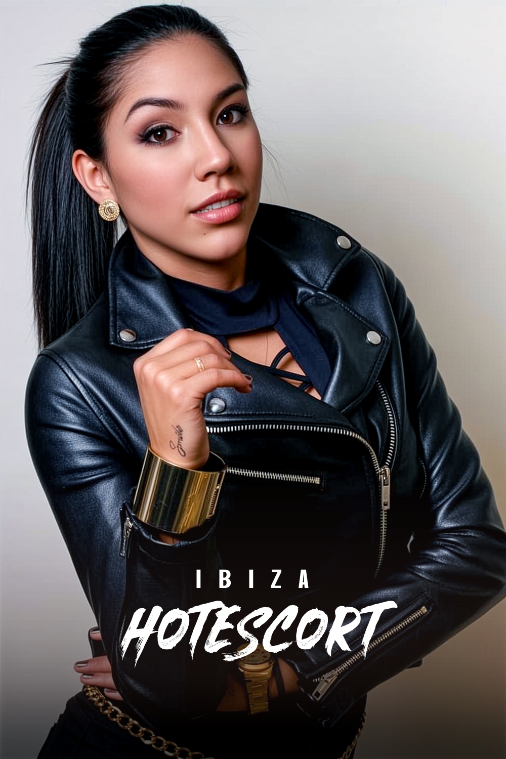 Get the best private party experience with Lorena in Ibiza