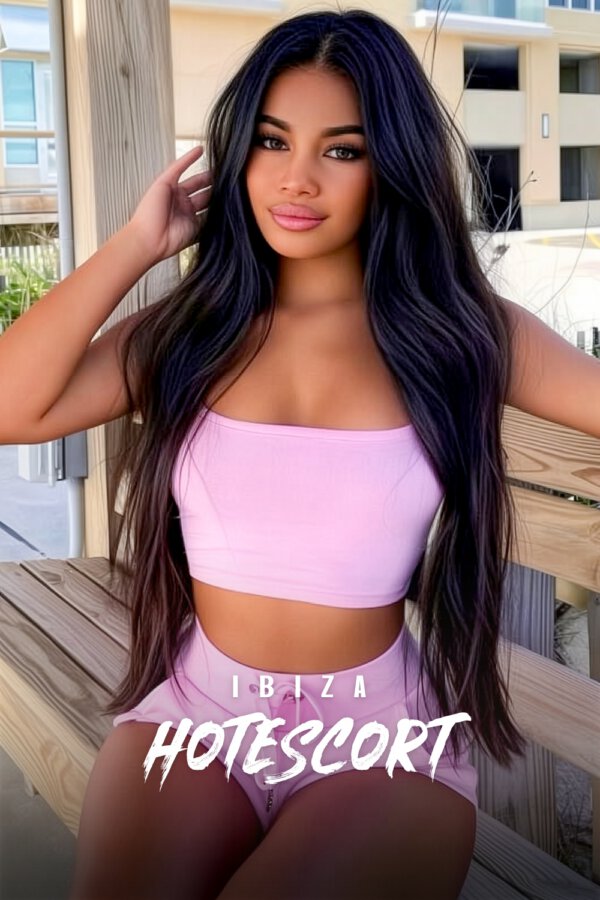 Minie Top Marina Botafoch escort in Ibiza